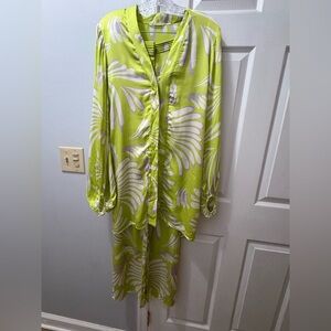 ALEXIS button down top and pant SET Size XS green pattern